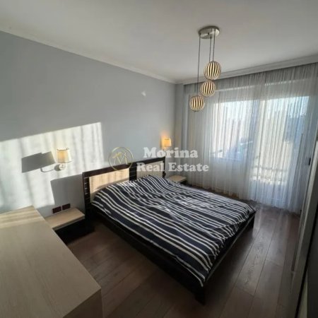 Tirane, jepet me qera apartament 2+1 Kati 8, 120 m² 800 € (Selvia)