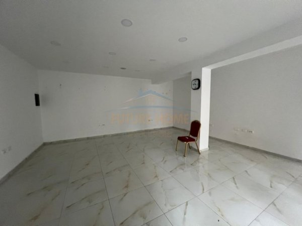 Tirane, shitet ambjent biznesi Kati 0, 48 m² 160.000 € (Blloku Vasil Shanto)
