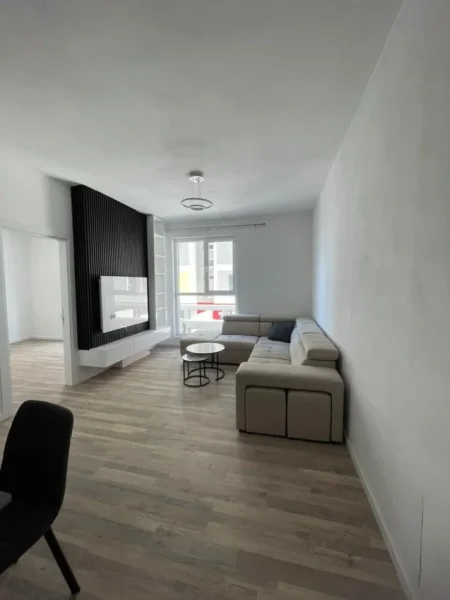 Tirane, jepet me qera apartament 3+1+Ballkon Kati 1, 116 m² 50.000 € (Univers City)