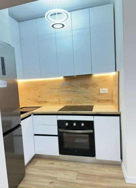 Tirane, shitet apartament 1+1 Kati 3, 54 m² 122.000 € (Shkolla Bajram Curri)