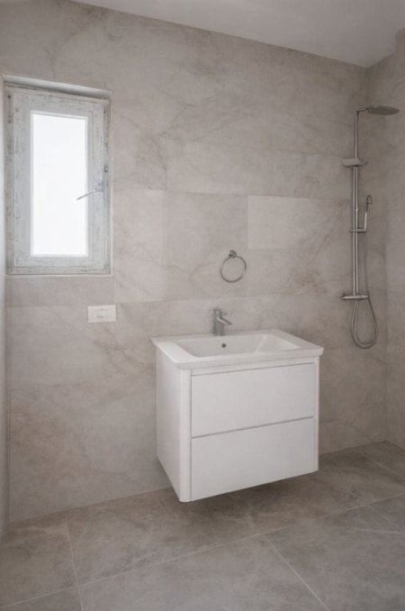 Tirane, shes apartament 1+1 Kati 4, 59 m² 98.450 € (Rruga Tomi Kristo)