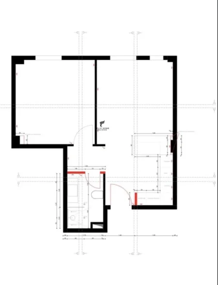 Tirane, jepet me qera zyre Kati 1, 65 m² 900 € (stacioni i trenit)