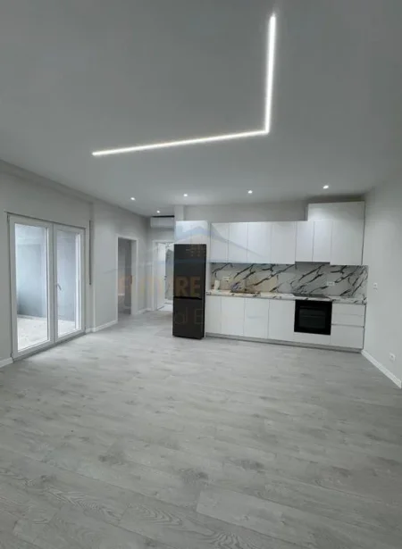 Tirane, jepet me qera apartament 2+1 Kati 4, 90 m² 450 € (Kodra e Priftit)