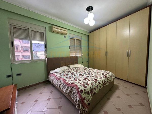 Tirane, jepet me qera apartament 1+1 Kati 1, 67 m² 650 € (Rruga e Bogdanëve)