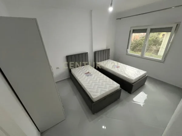 Tirane, jepet me qera apartament 2+1 Kati 2, 83 m² 630 € (Don Bosko CAPITAL130648)