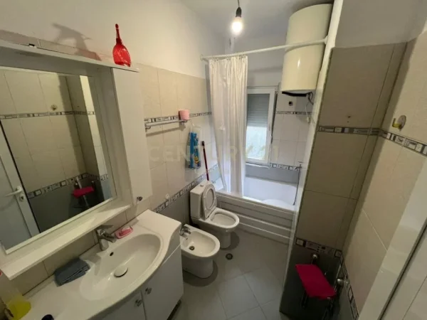 Tirane, jepet me qera apartament 2+1 Kati 2, 83 m² 630 € (Don Bosko CAPITAL130648)