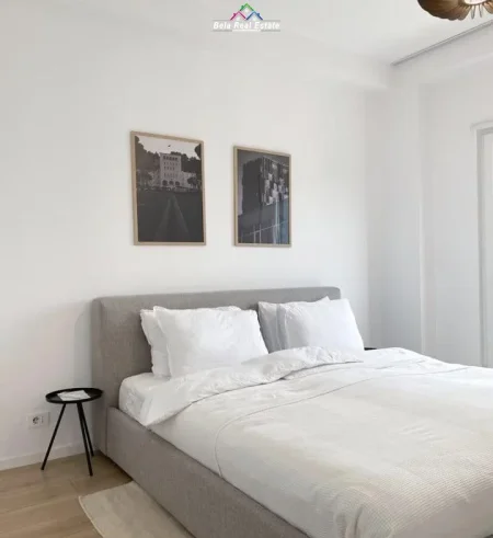 jepet me qera apartament 1+1 Kati 2, 65 m² 900 € (Rruga Panorama)
