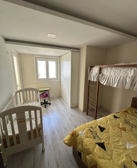 Durres, shitet apartament 3+1+Ballkon Kati 7, 