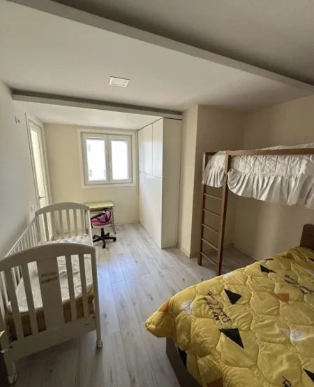 Durres, shitet apartament 3+1+Ballkon Kati 7, 