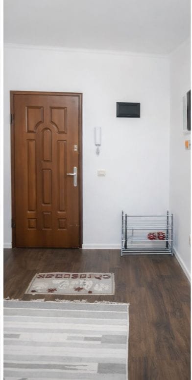 Tirane, jepet me qera apartament 2+1 Kati 2, 100 m² 600 € (Don Bosco)