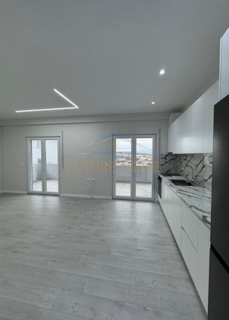 Tirane, jepet me qera apartament 1+1 Kati 1, 60 m² 350 € (Kodra e Priftit)