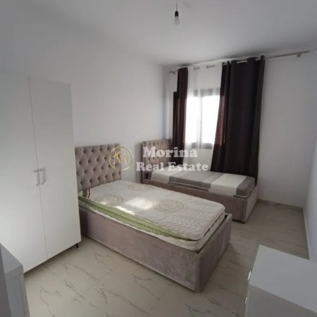 Tirane, jepet me qera apartament 2+1 Kati 2, 100 m² 450 € (Don Bosko)
