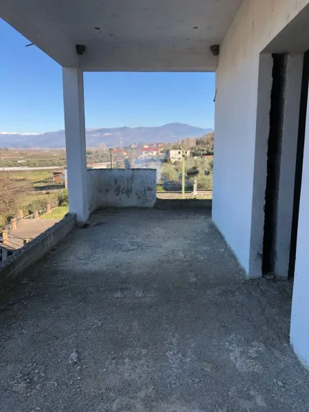 Valas elbasan, shitet shtepi 3 Katshe Kati 3, 360 m² 90.000 €