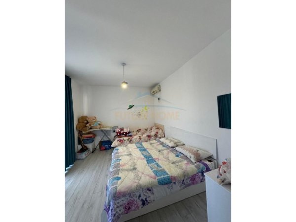 Tirane, shitet apartament 2+1+Ballkon Kati 4, 200 m² 280.000 € (Shkoze)