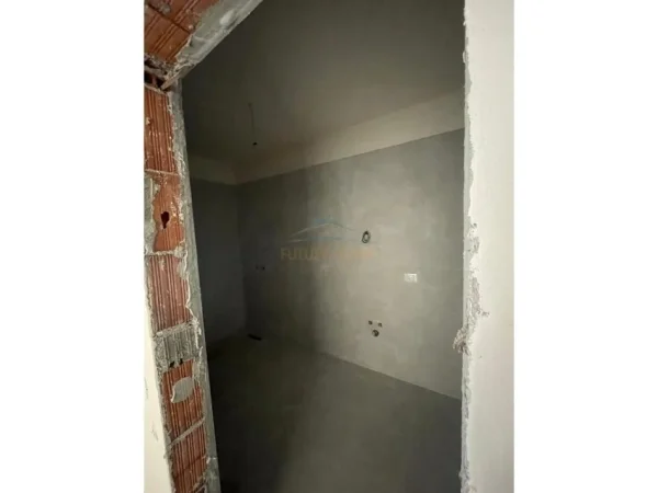 Tirane, shitet apartament 2+1+Ballkon Kati 5, 114 m² 195.000 € (Don Bosko)