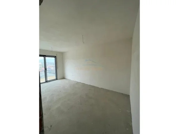 Tirane, shitet apartament 2+1+Ballkon Kati 5, 114 m² 195.000 € (Don Bosko)