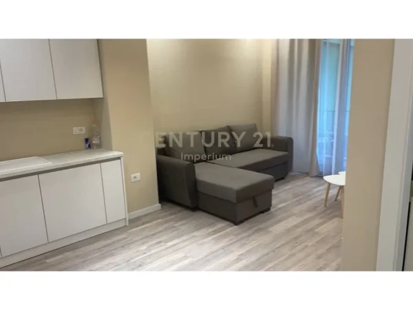 Tirane, jepet me qera apartament 1+1 Kati 6, 58 m² 500 € (5 maji)