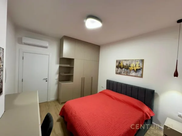 Tirane, jepet me qera apartament 1+1+Ballkon Kati 5, 65 m² 850 € (komuna e parisit)