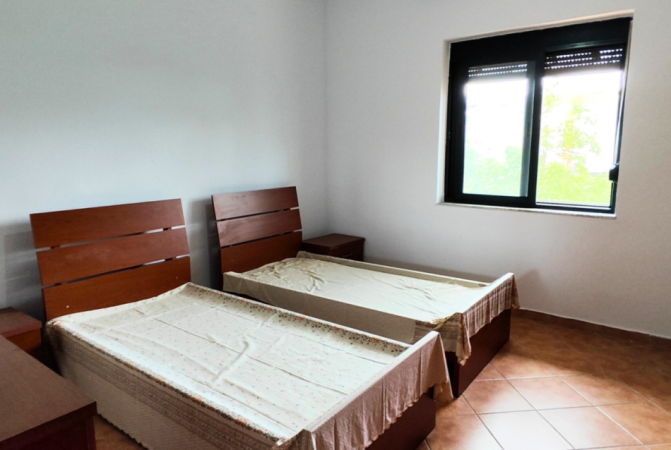 Tirane, shitet Vile , 315.000 € (SANATORIUM)