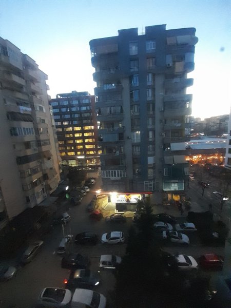 Tirane, jepet me qera apartament 1+1 Kati 6, 75 m²,Cmimi 550 € tek Rruga KAVAJES, Tirane.