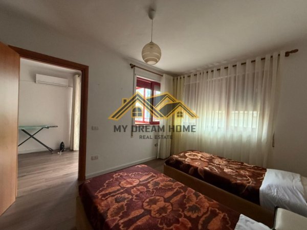 Durres, jepet me qera apartament 1+1 Kati 4, 60 m² 450 € (VOLLGA)