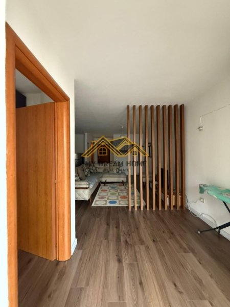 Durres, jepet me qera apartament 1+1 Kati 4, 60 m² 450 € (VOLLGA)