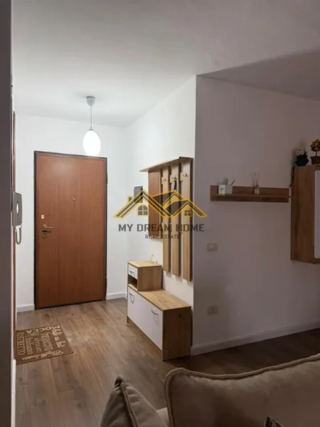 Durres, jepet me qera apartament 1+1 Kati 4, 60 m² 450 € (VOLLGA)