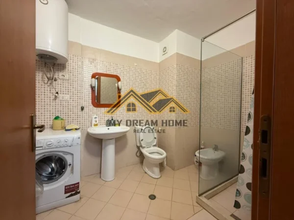 Durres, jepet me qera apartament 1+1 Kati 4, 60 m² 450 € (VOLLGA)