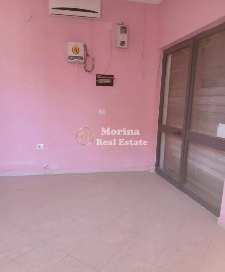 Tirane, jepet me qera ambjent biznesi Kati 1, 40 m² 250 € (Kamez)