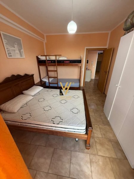Vlore, shitet apartament 1+1+Ballkon Kati 4, 60 m² 73.000 € (ORIKUM)