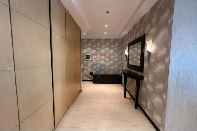 Tirane, jepet me qera apartament 3+1+Ballkon , 150 m² 750 € (Kodra e Diellit)