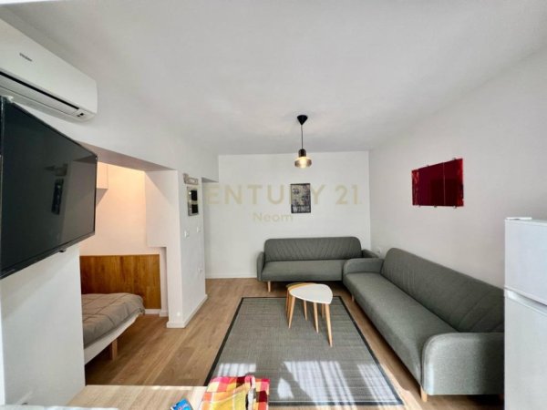 Tirane, jepet me qera apartament 1+1 Kati 2, 40 m² 500 € 