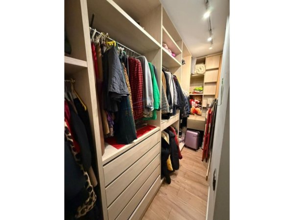 Tirane, shitet apartament 2+1+Ballkon Kati 4, 112 m² 218.000 € (Rruga Gramoz Pashko)