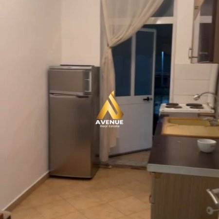 Tirane, shitet apartament 1+1+Ballkon Kati 2, 70 m² 170.000 € (rruga e durresit)