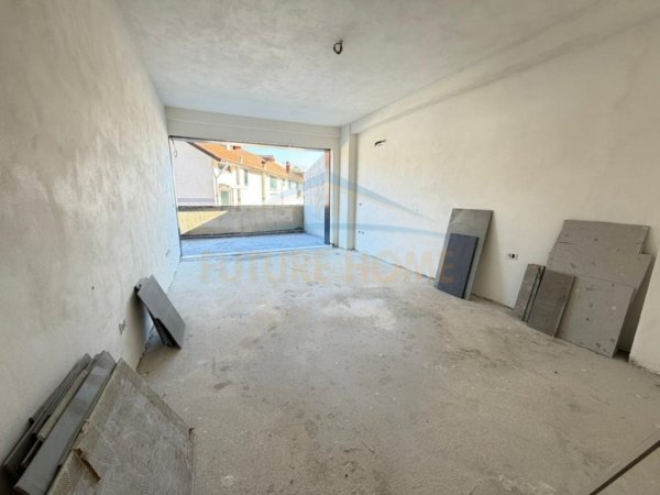 Tirane, shitet garsonier 1+1 Kati 2, 54 m² 86.400 € (Kompleksi Grand, Tiranë)