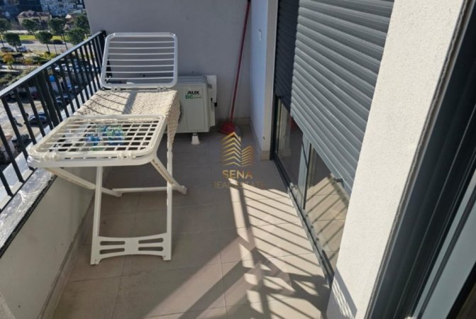 Tirane, jepet me qera apartament 1+1+Ballkon Kati 7, 57 m² 650 € (Bulevardi i Ri)