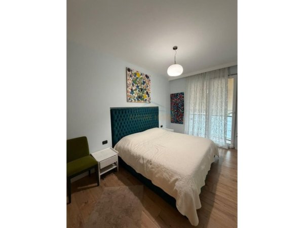 Tirane, shitet apartament 2+1+Aneks+Ballkon Kati 4, 112 m² 218.000 € (RRUGA GRAMOZ PASHKO)