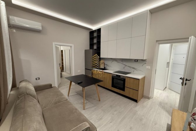 Tirane, jepet me qera apartament 1+1 Kati 4, 50 m² 700 € (Bulevardi Zogu i Pare)