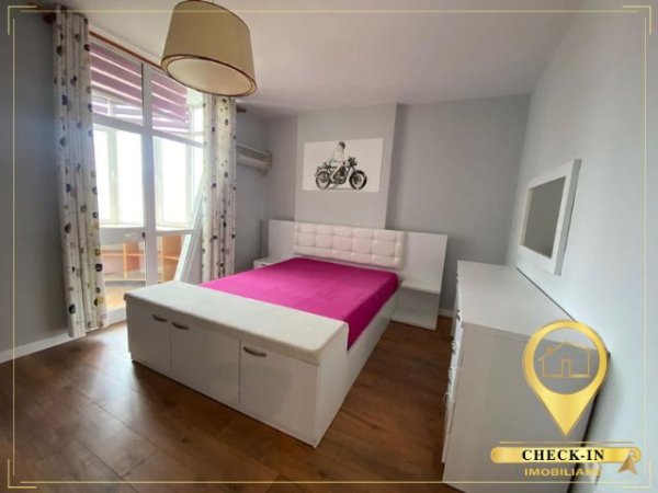 Tirane, jepet me qera apartament 2+1+Aneks+Ballkon Kati 13, 125 m² 1.150 € (Ish Ekspozita)