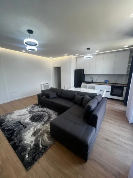 Tirane, jepet me qera apartament 1+1+Aneks+Ballkon Kati 9, 78 m² 550 € (Bulevardi i ri , Kompleksi Kontakt.)