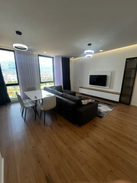 Tirane, jepet me qera apartament 1+1+Aneks+Ballkon Kati 9, 78 m² 550 € (Bulevardi i ri , Kompleksi Kontakt.)