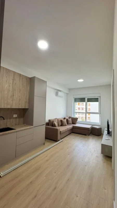 Tirane, jepet me qera apartament 1+1+Ballkon Kati 4, 50 m² 450 € (Rruga Pasho Hysa/Rezidenca Kadiu)