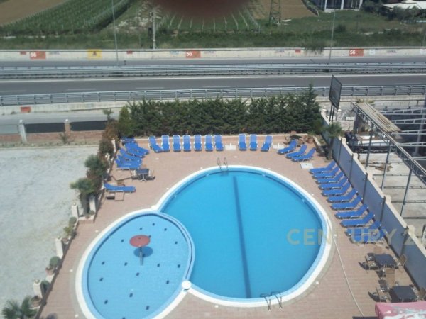 Durres, shitet hotel Kati 4, 1.400 m² 2.000.000 € (Golem)