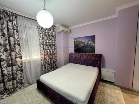 Tirane, jepet me qera apartament 2+1 Kati 8, 120 m² 500 €