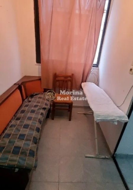 Tirane, jepet me qera apartament 1+1 Kati 4, 55 m² 350 € (Selvia)