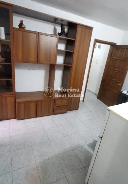 Tirane, jepet me qera apartament 1+1 Kati 4, 55 m² 350 € (Selvia)