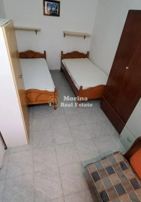 Tirane, jepet me qera apartament 1+1 Kati 4, 55 m² 350 € (Selvia)