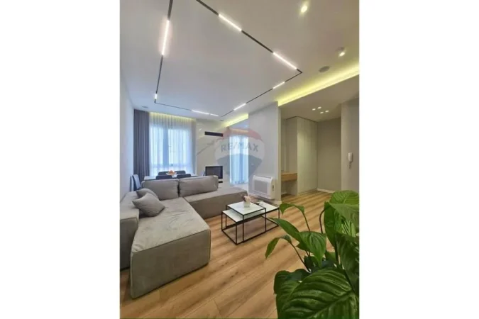 Tirane, jepet me qera apartament 1+1+Ballkon , 77 m² 1.250 € 