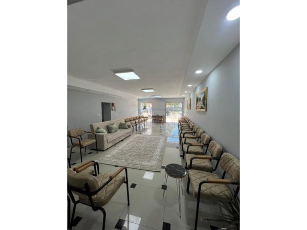 Durres, jepet me qera ambjent biznesi Kati 0, 122 m² 1.000 € (Prane UKD-se, Durres)