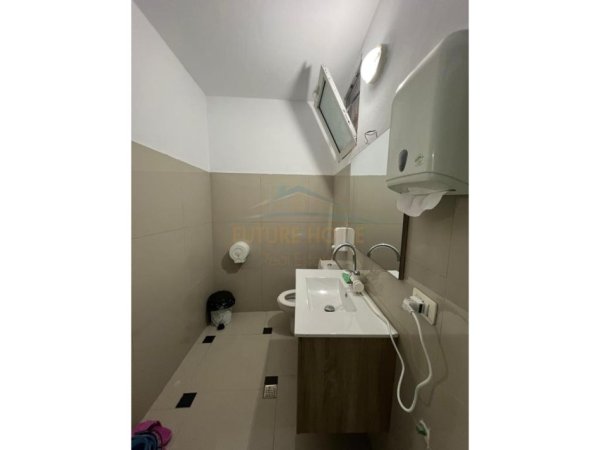 Durres, jepet me qera ambjent biznesi Kati 0, 122 m² 1.000 € (Prane UKD-se, Durres)